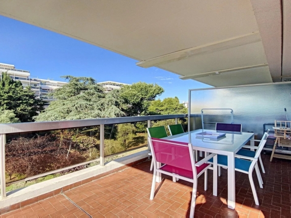 JUAN LES PINS STUDIO 25M² EN VENTE - Climatisation - Tanit Immobilier