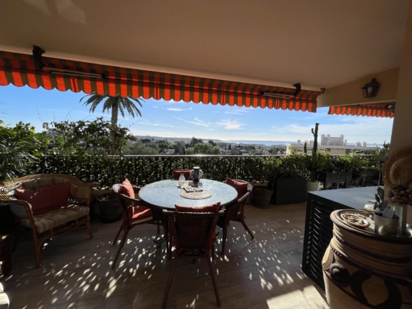 FOR SALE ANTIBES BADINE 4 ROOMS SEA VIEW - Tanit Immobilier