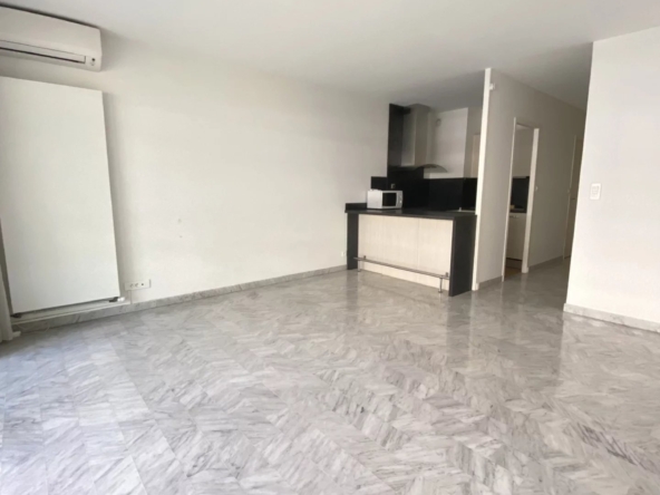 a vendre studio avec parking mas de tanit - Vendu - Tanit Immobilier